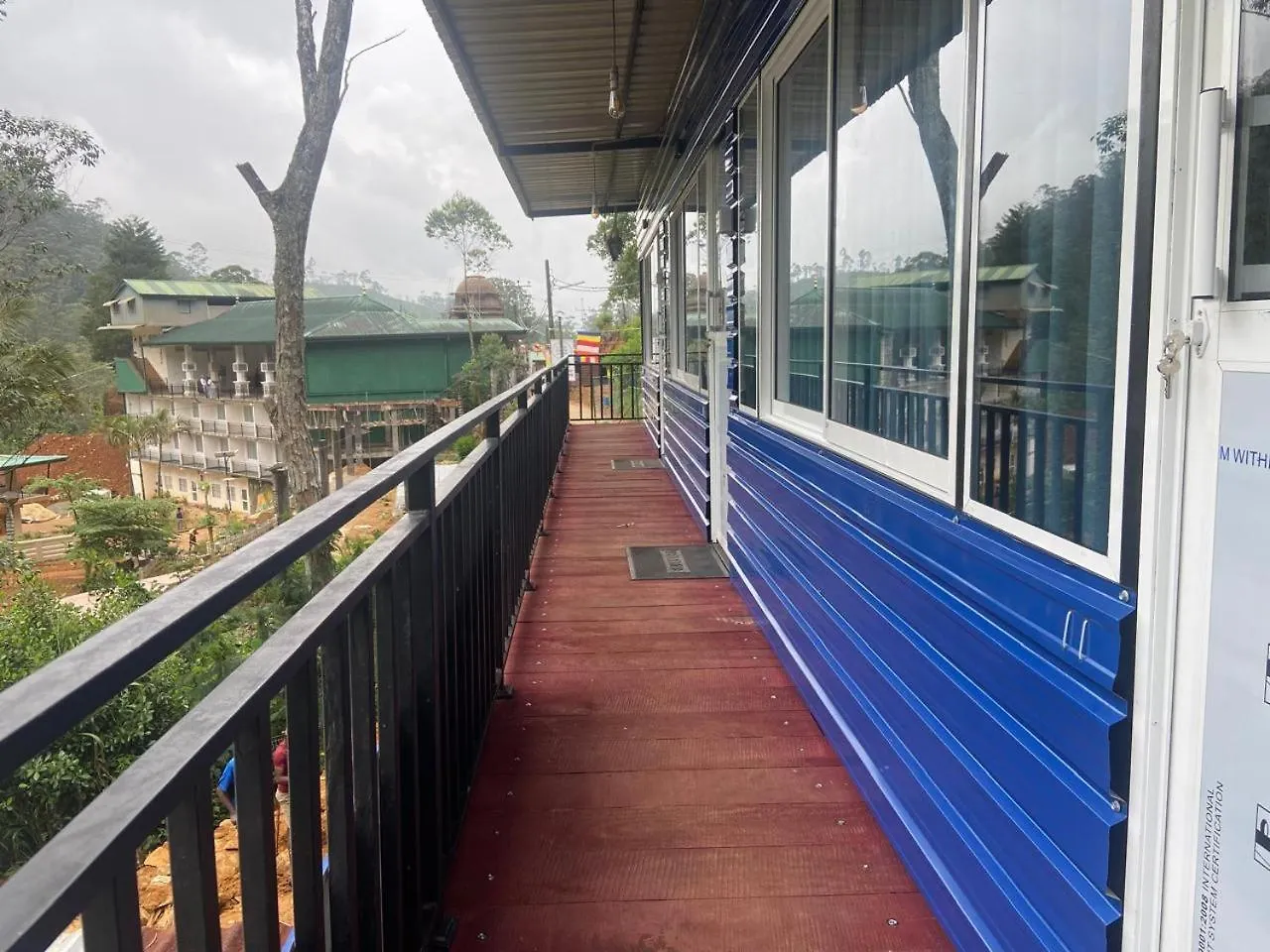 Shan Hotel Nallathanniya