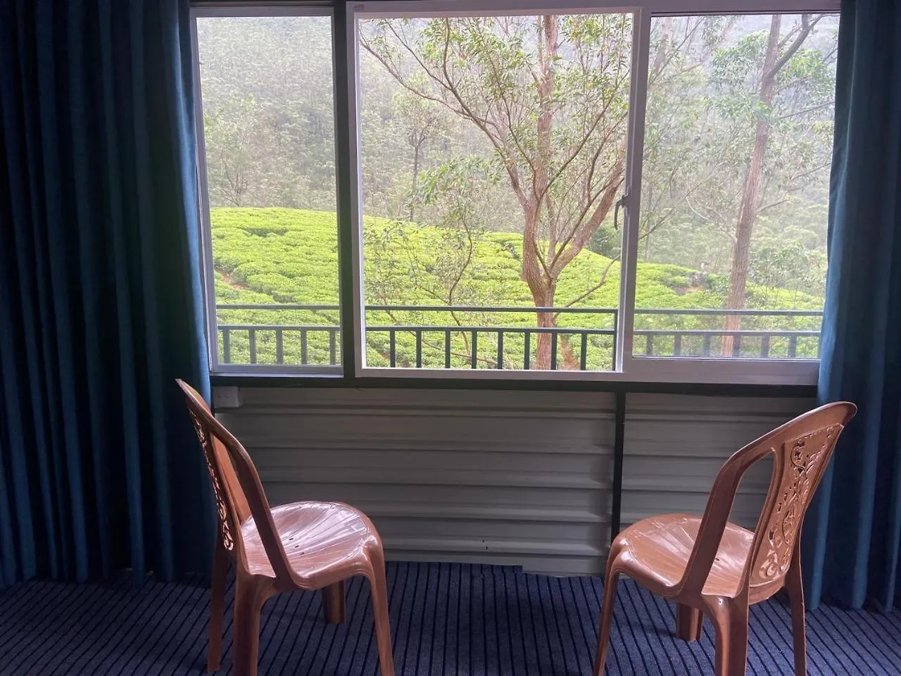 Shan Hotel Nallathanniya