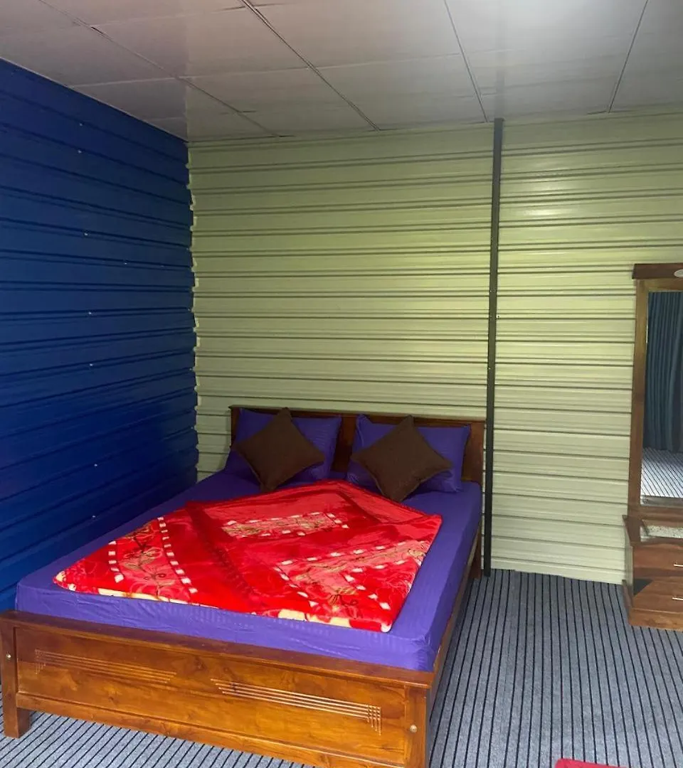 Shan Hotel Nallathanniya